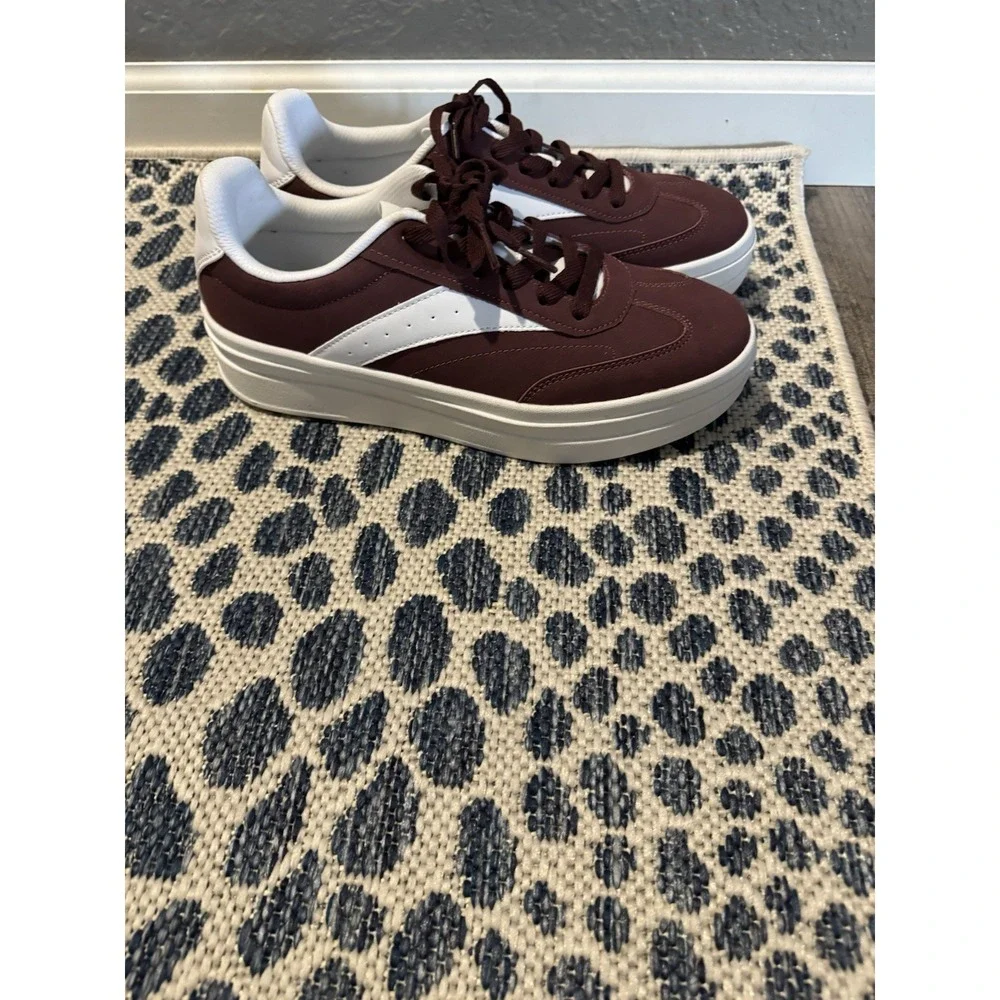 Dream Pairs Val Platform Sneakers 10 Maroonish Plum New